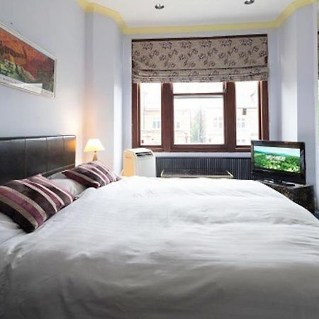 Appartamento Stunning Three Bed In West Hampstead Londra Esterno foto